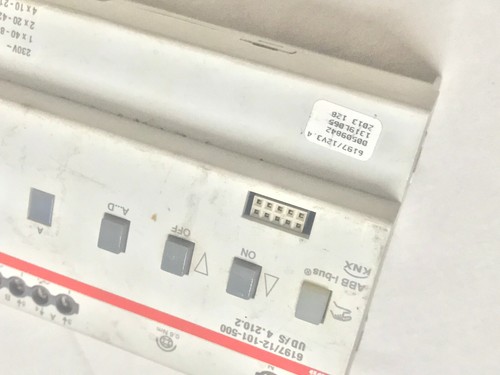 ABB 6197/12-101-500 Universeller Dimmaktor - Nur Für Teile - Picture 7 of 7
