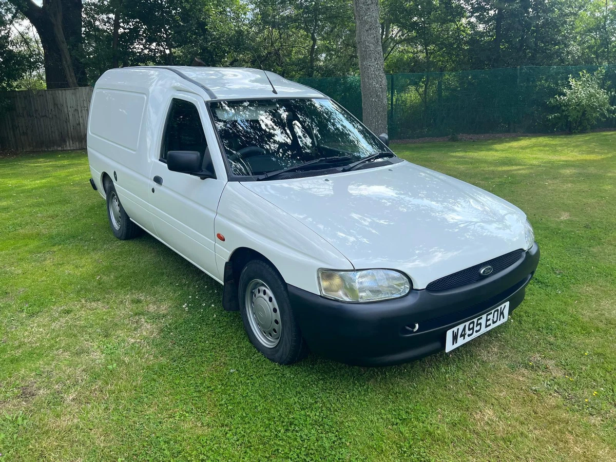 Ford escort store van ebay