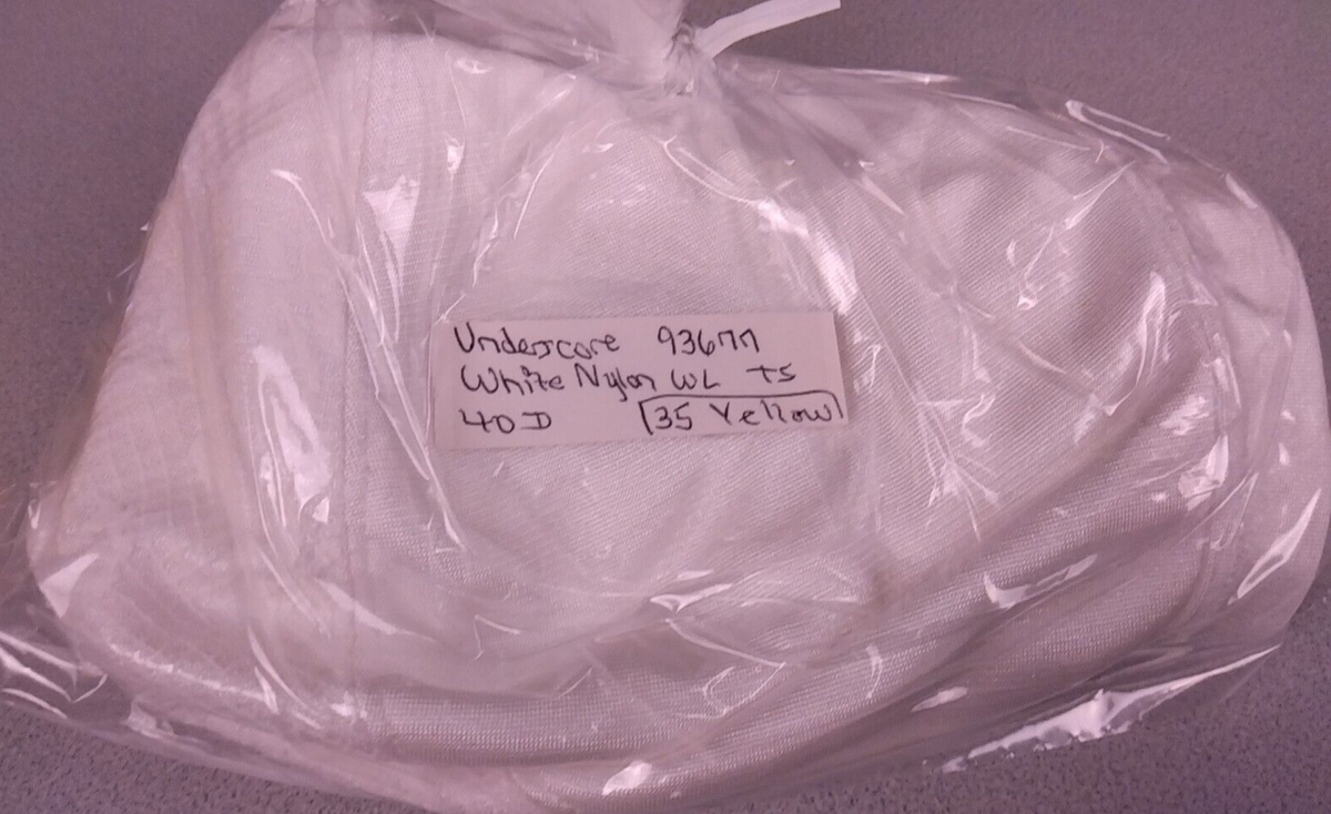 Underscore RN 93677 White Nylon Wireless T Shirt Bra Size 40 D 