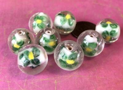 Old Stock Fancy 15mm Translucent Green Flower White Core Lampwork Glass Beads 8