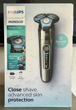 Philips Norelco 7100 Cordless Rechargeable Electric Shaver