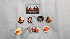 THE MONKEES = Lot Of 6 Buttons 1 Keychain 1 Mirrow