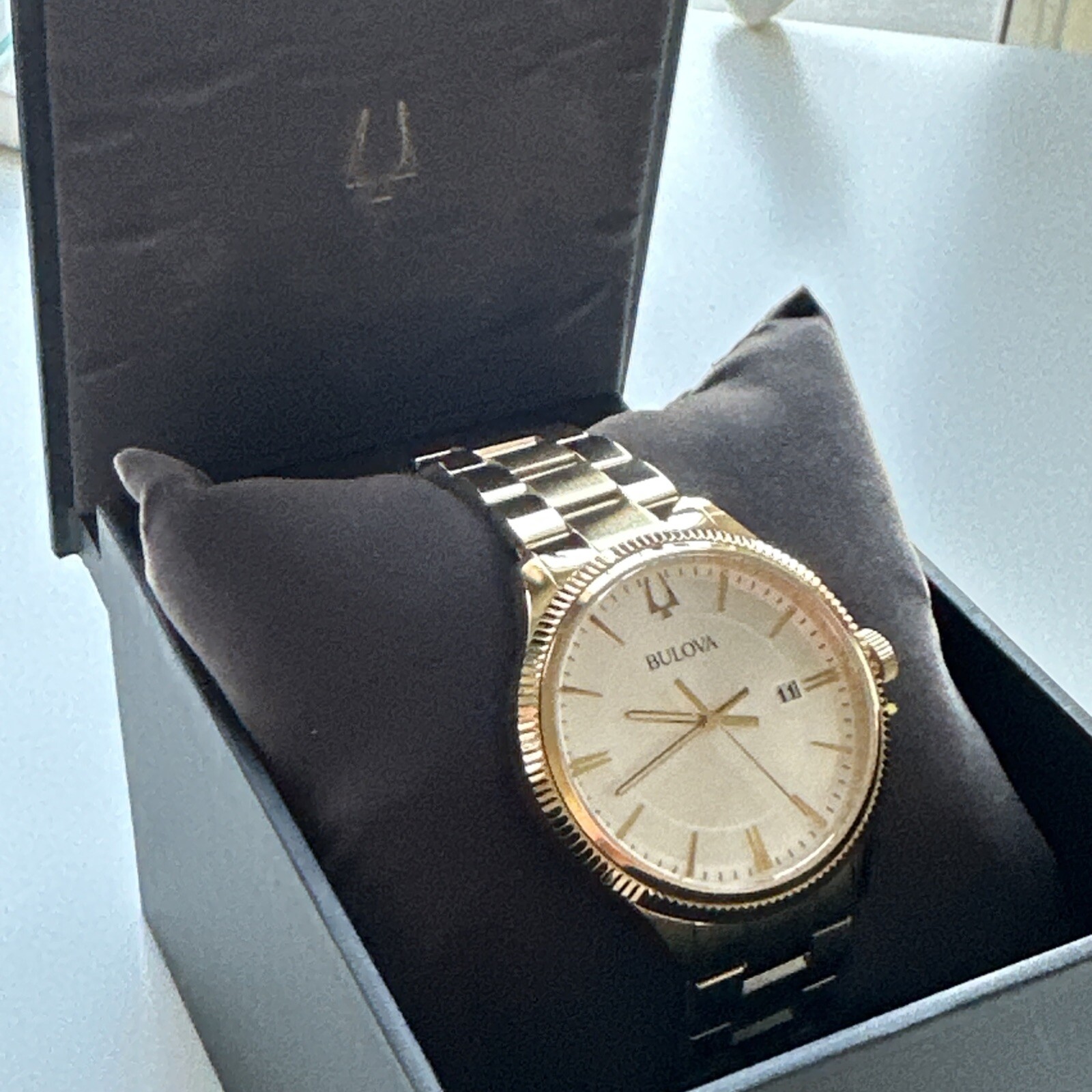 Bulova Mens Gold Tone Stainless Steel Bracelet Watch 97b227 image 8
