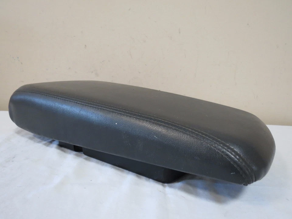 08-10 Dodge Charger 08-09 Chrysler 300 Avenger Magnum Arm Pad Rest DARK GREY OEM Foto 2 de 4