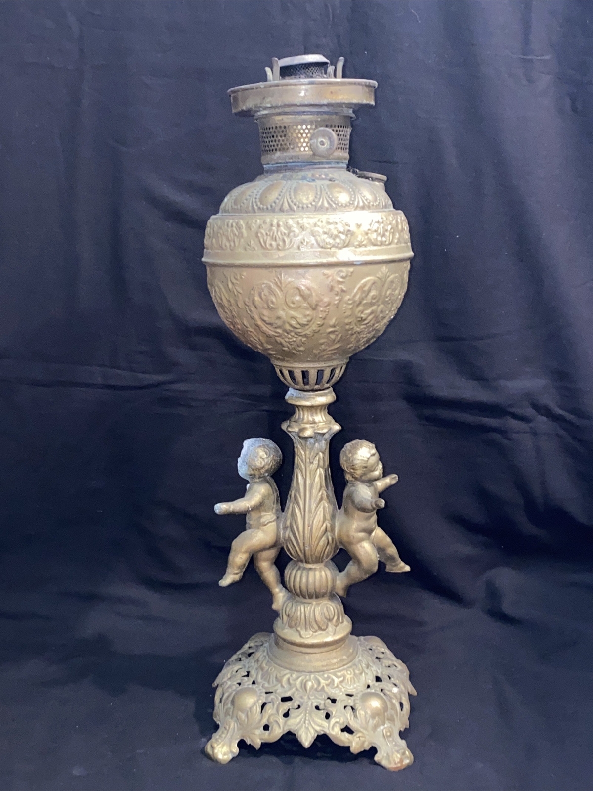 Antique Cherub Figural Oil Parlor Victorian Table Lamp eBay