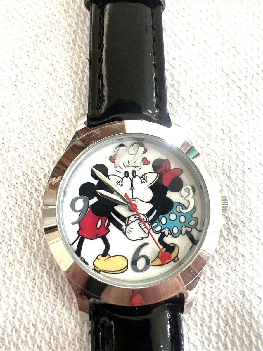 Disney Mickey & Minnie Kissing Wrist Watch SR626SW 1.5