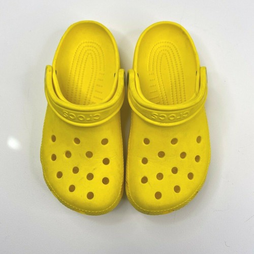 crocs yellow fur