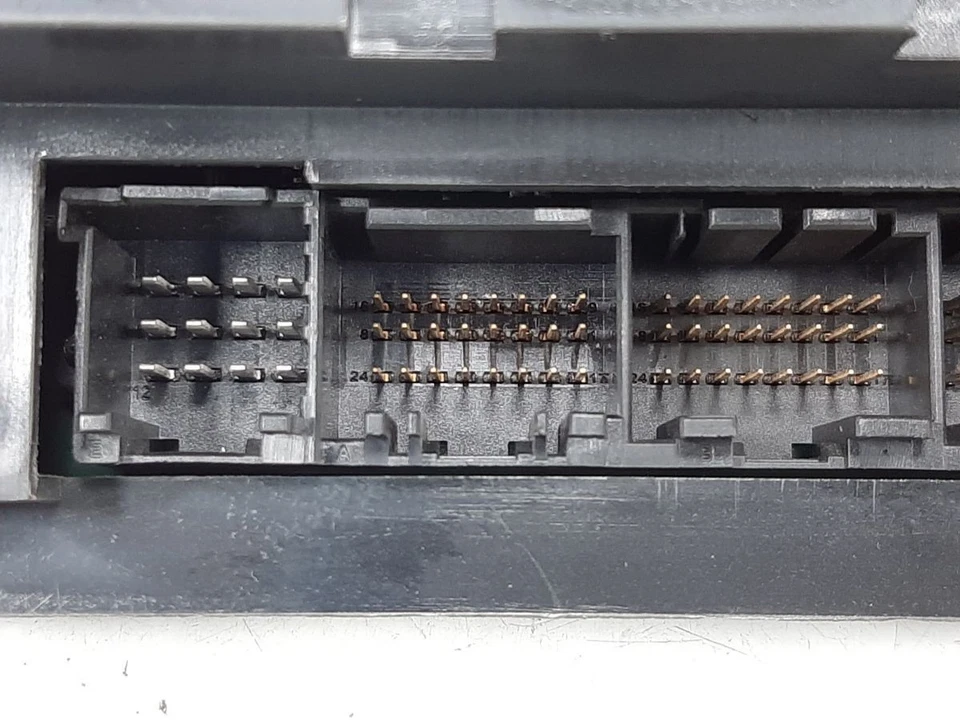 PORSCHE CAYENNE V6 TIPTRONIC 2006 Heater Control Panel 7L5907043AM - Image 4 of 4