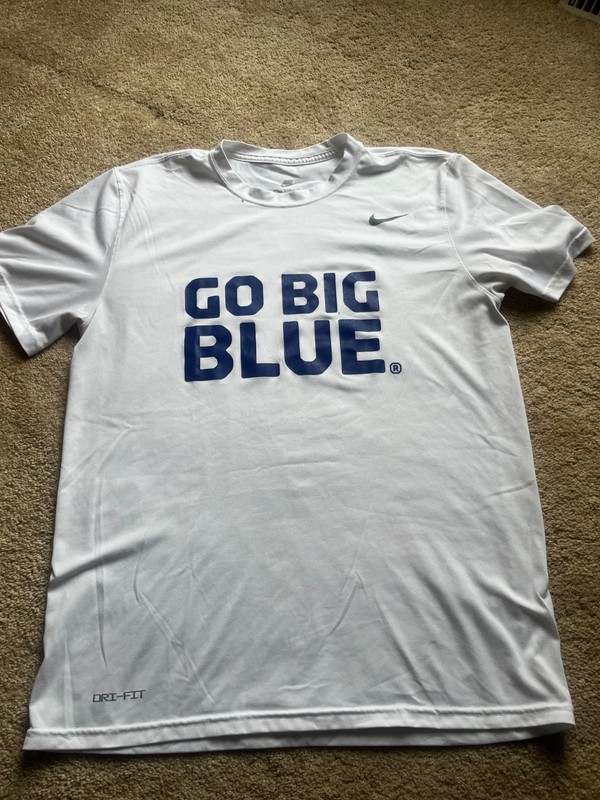 NIKE ~ UNIVERSITY OF KENTUCKY UK Wildcats T shirt ~ size Large ~ Go Big Blue