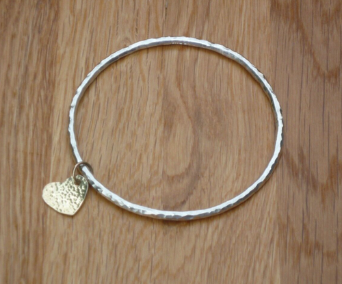 Solid Silver and 9ct Gold Floating Charm Bangle - 第 1/3 張圖片
