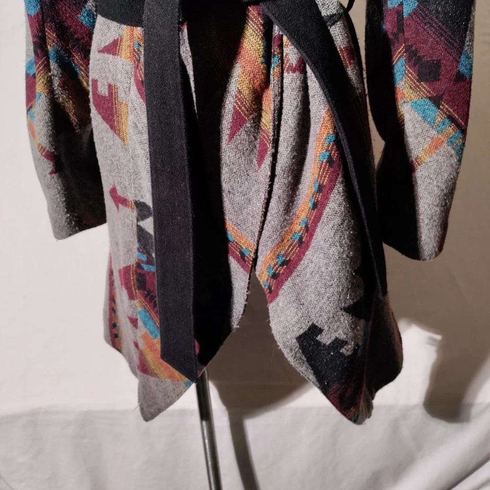 Abrigo chaqueta envolvente para mujer American Rag Cie bolsillos suroeste azteca sin etiqueta de talla Foto 3 de 4