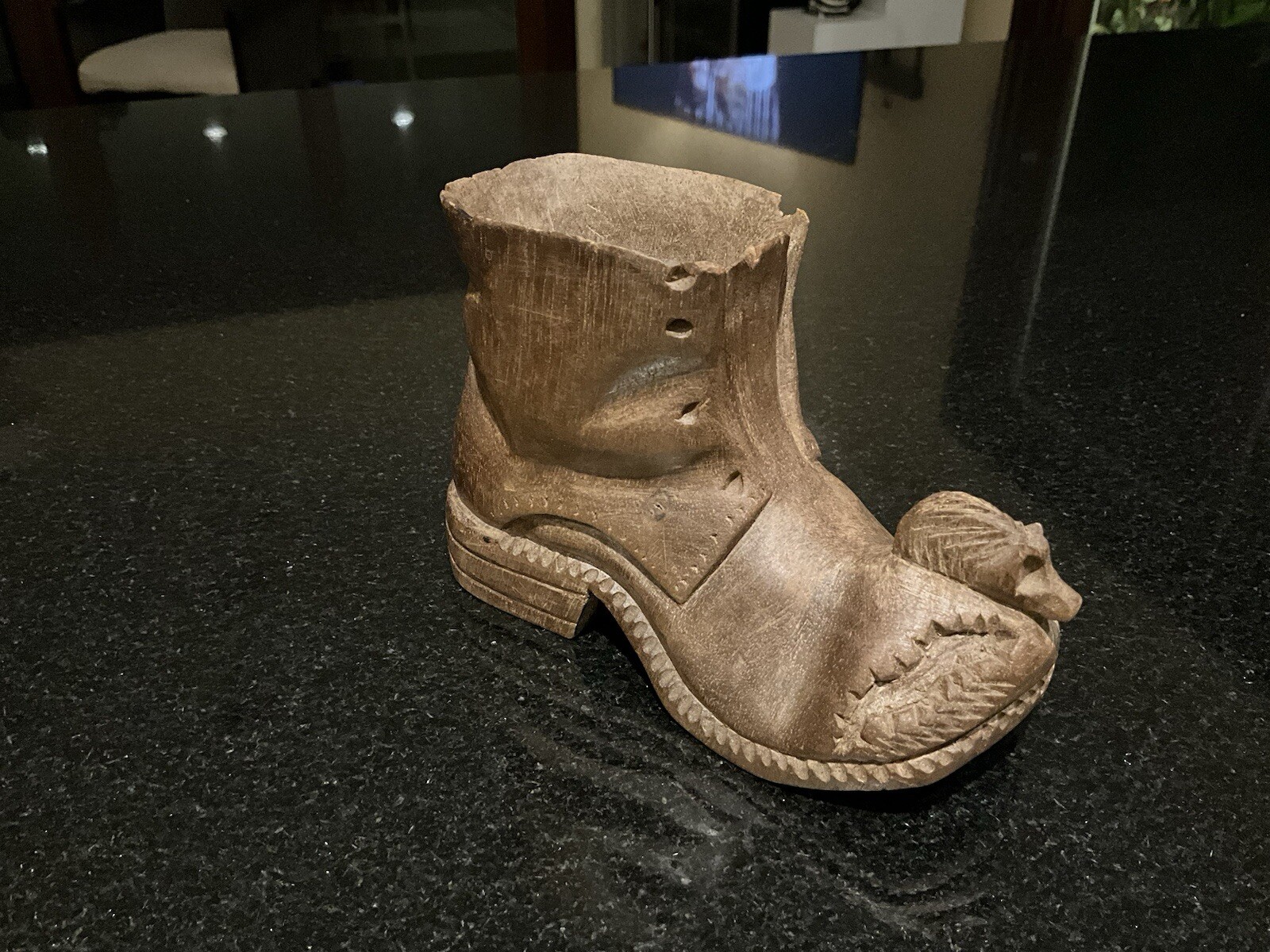 Picture 1 of 6