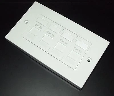 Cat5e RJ45 Quad Face Plate (4 way data socket) Fits Standard UK Double Backboxes - Image 1 of 3