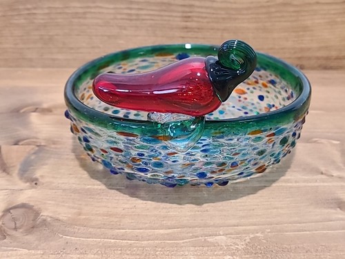 Vintage Mexican Confetti Glass Bowl Blown Glass Red Chili Pepper Salsa Bowl - Picture 4 of 17