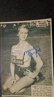 MARLI RENFRO Hand Signed & NOTE ON BACK 4X6 Photo PLAYBOY SEXY MODEL & PSYCHO