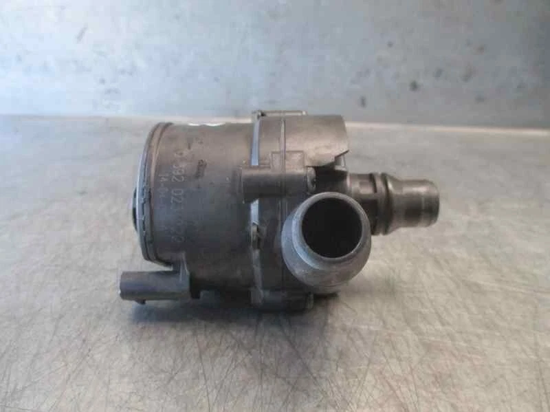764394903 bomba de agua para BMW X3 (F25) 2.0 16V TURBODIESEL 2010 3370315 - Imagen 3 de 4