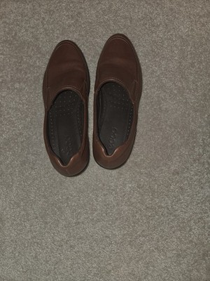 Ecco Loafers Brown Leather Slip On Shoes Womens Sz EU38 US 7.5 Euro Walking EUC