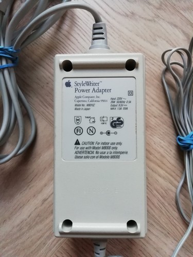 Apple StyleWriter Power Adapter M8010Z (220V) for M8000 model - Afbeelding 4 van 6