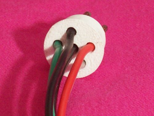REALISTIC MEDALLION AUTOMATIC RADIO Car 8 Track Tape player wiring connector - Picture 3 of 6