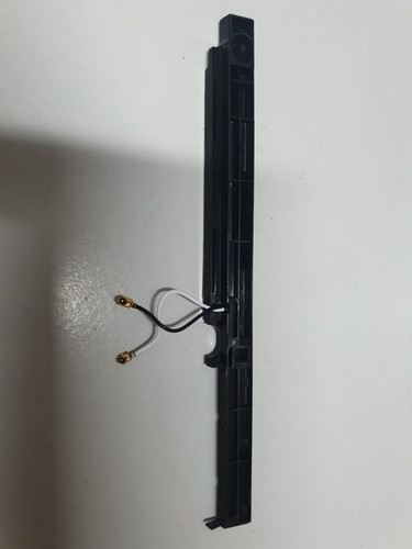 Samsung 900X NP900X4C laptop being scrapped - wifi Antenna with cables - Picture 2 of 3