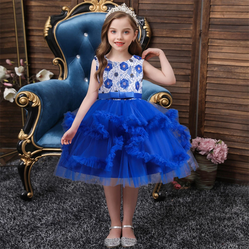 Share 140+ formal christmas party dress latest seven.edu.vn