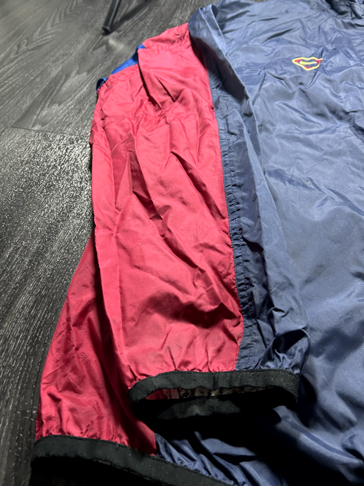 SACAI X NIKE Giacca antipioggia uomo grande originale originale Nike Barcelona 2000 2001