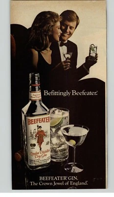 1985 Beefeater Dry Gin Bottle Art Well Dressed Couple Photo Vintage Print Ad - Image 1 of 4