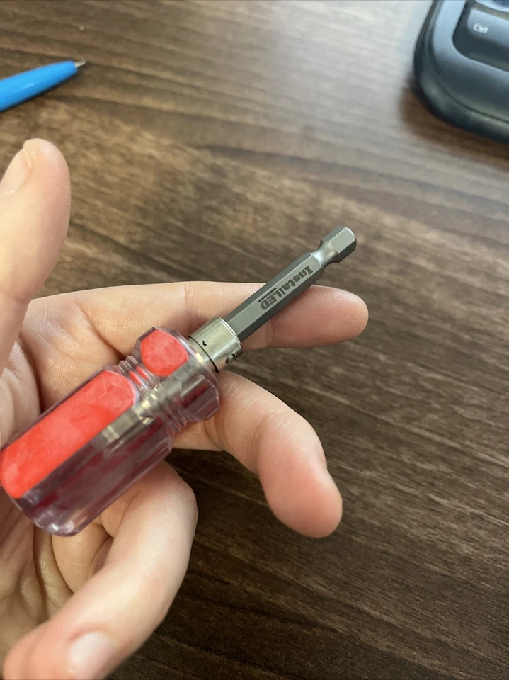 Red Stubby 2inch Screwdriver Holder With Hexagon Head - Image 4 of 4