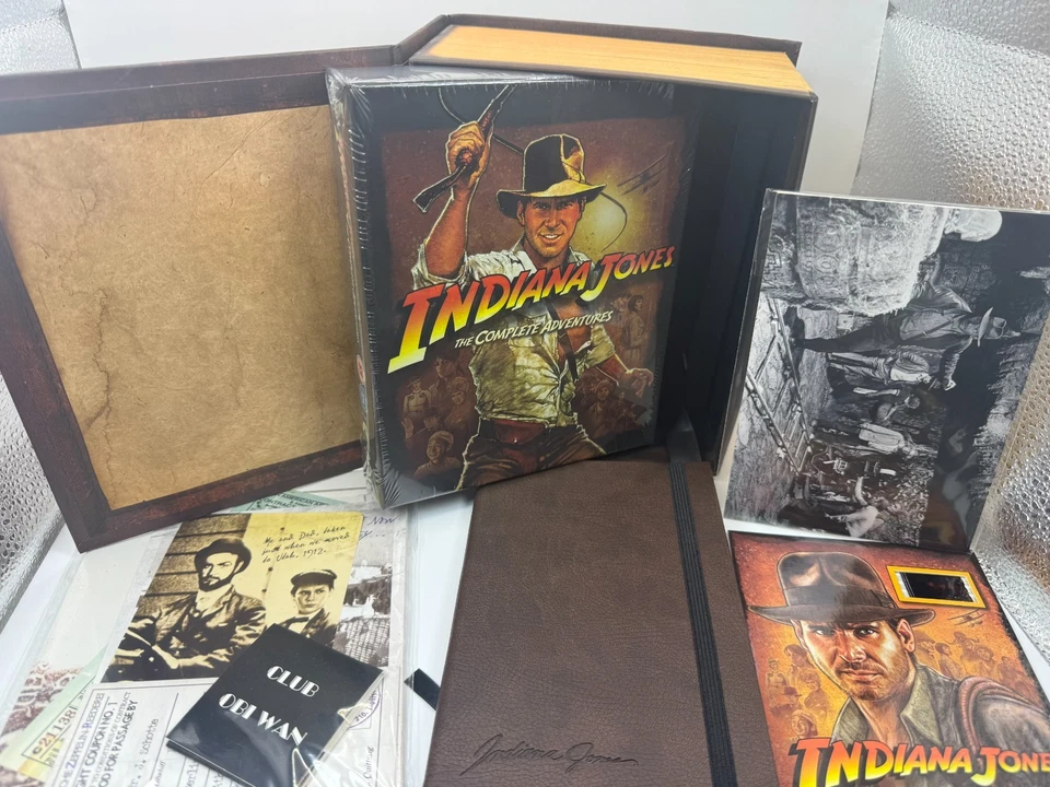 Indiana Jones: The Complete Adventures - Limited Edition Collector's Set Blu-Ray - Image 2 of 4