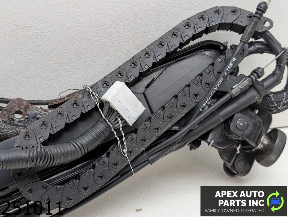 OEM 2007-2010 Hyundai Entourage 3.8L Electric Power Sliding Door Regulator - Image 3 of 4