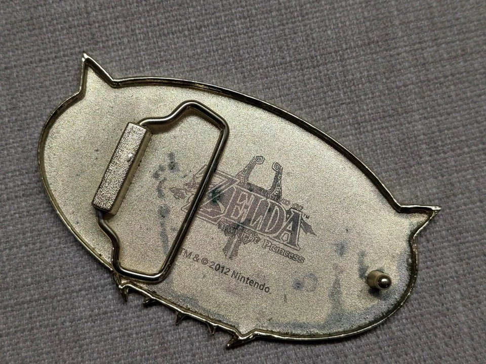 老式 2012 年皮带扣 ZELDA 绿色 NINTENDO Twighlight 公主珐琅西部 — 第 4/4 张图片