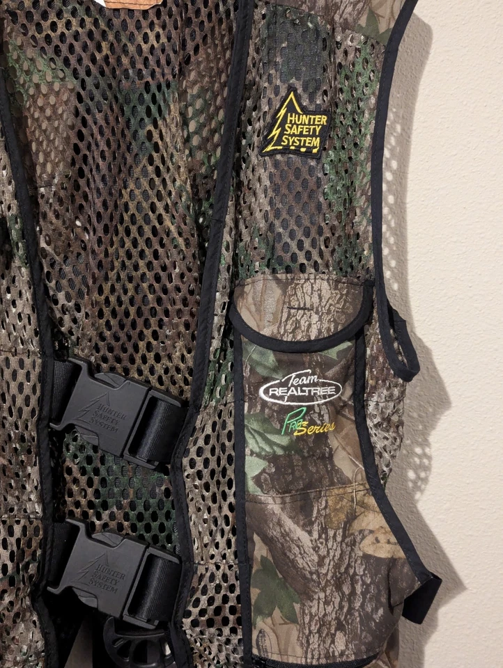 REALTREE Camo Pro-Series HSS6 Hunter Safety System Harness w Straps Men's L/XL - Image 2 of 4