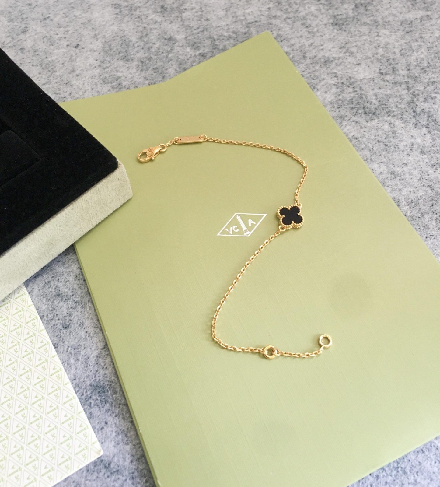 Vintage Alhambra Onyx Clover Bracelet in 18K Yellow Gold by VC & Arpels