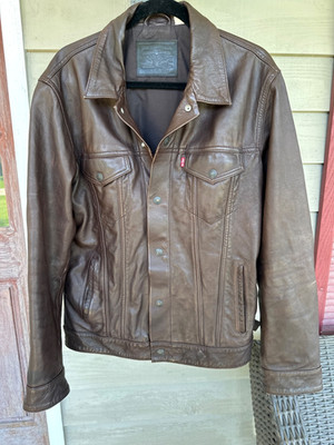 Levi s brown bovine Genuine Leather Trucker Jacket size L