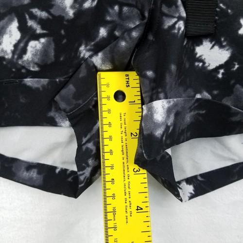 Lululemon Shorts Women 6 Black White Dusk Dye Spring Break Away Short II UPF 50+ - Picture 7 of 8
