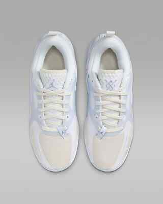 HV4059-101 Shuyu Yang Nike Jordan Heir White Sail Football Gray