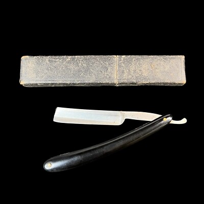 Vintage German Special Quality Razor Blade Folding Barber Tool With Case