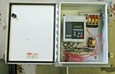HOFFMAN ELECTRICAL ENCLOSURE A-20160BLP W/ ALLEN BRADLEY 1305-BA03A