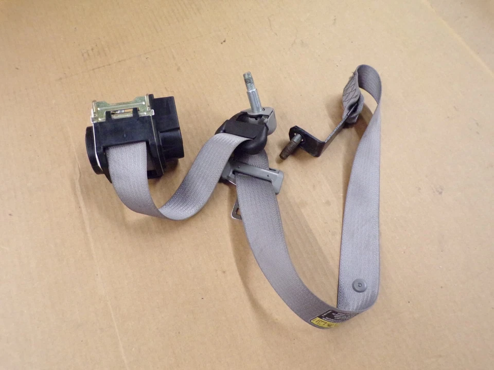 Retractor de cinturón de seguridad Saturn Relay 2005 (conductor tercera fila) Uplander 2005-2007 Foto 2 de 2