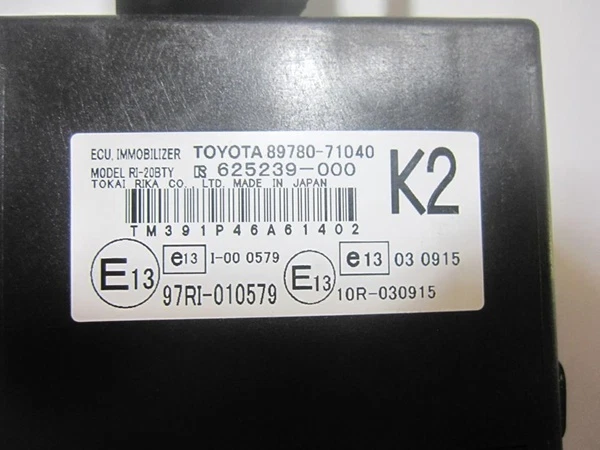 CONTROL INFORMÁTICO INMOVILIZADOR ECU ORIGINAL TOYOTA HILUX VIGO FORTUNER 89780-71040 Foto 4 de 4