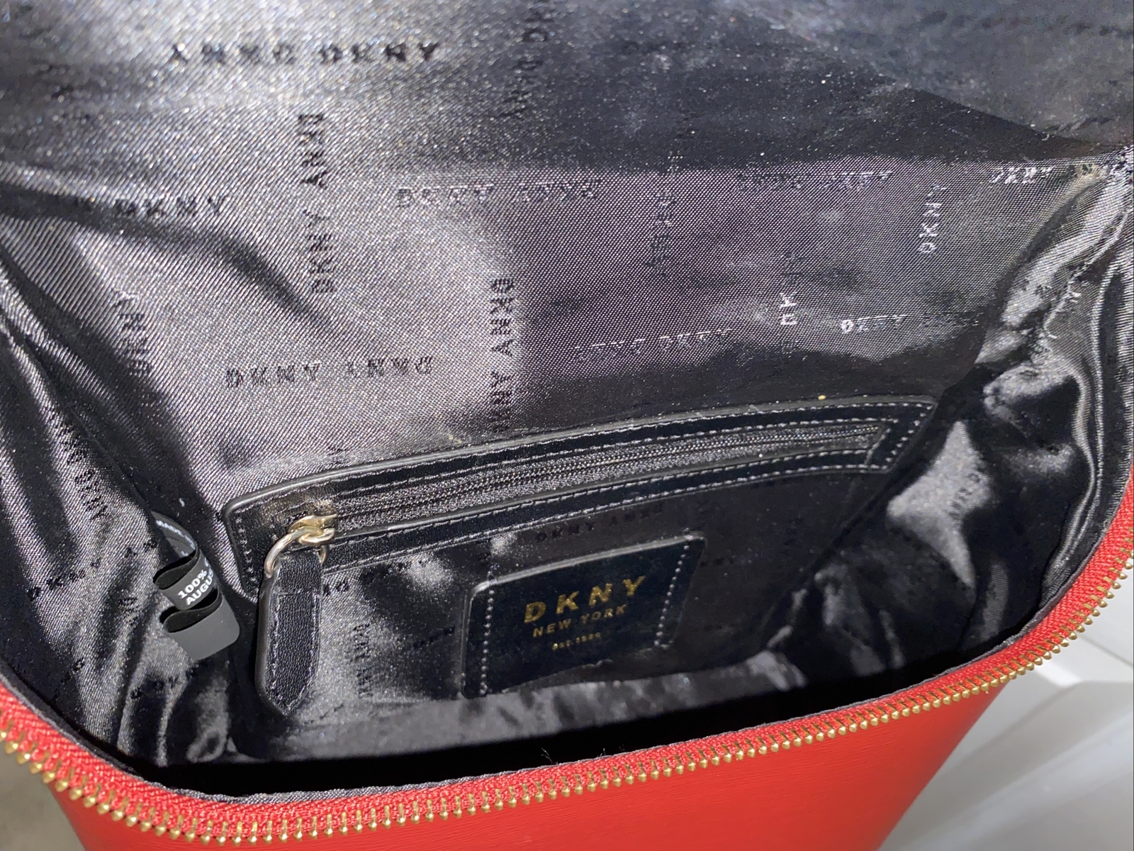 DKNY BRYANT PARK RED LEATHER TOP ZIP ADJUSTABLE STRAP… Gem