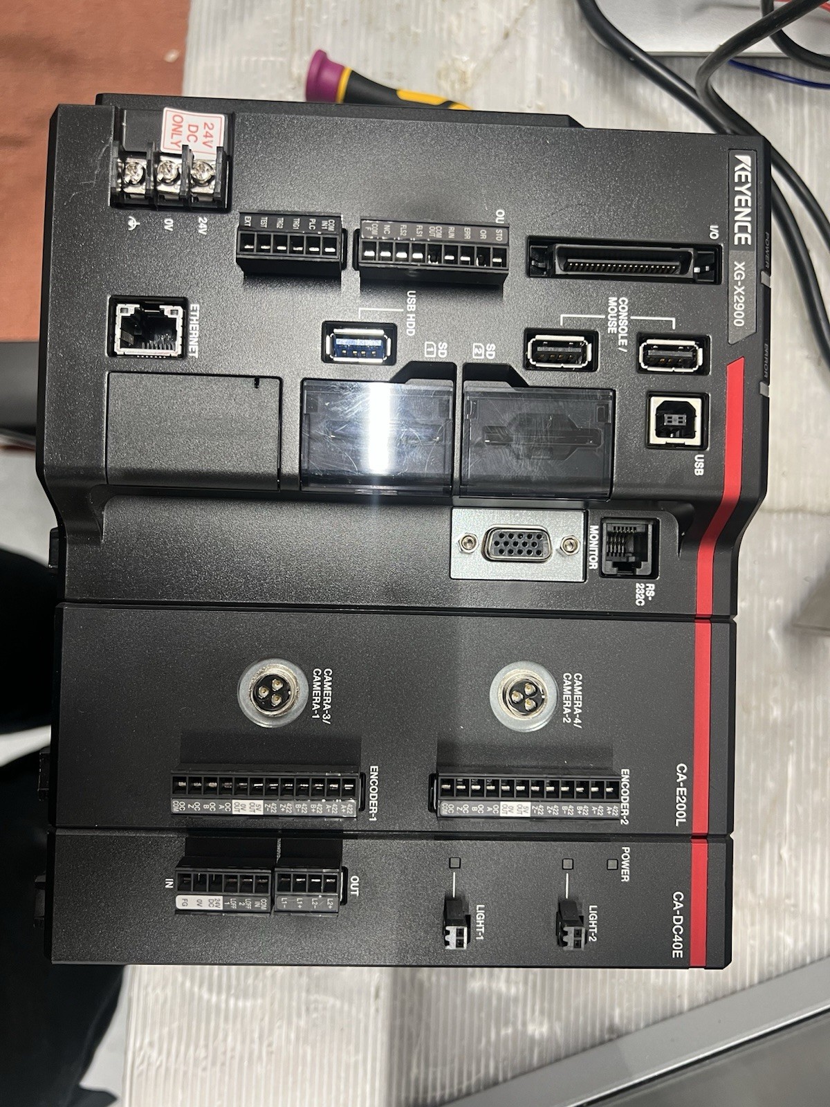 Keyence XG-X2900, CA-E200L-CADC40E + Camera MSIP-REM-KEY-1280F