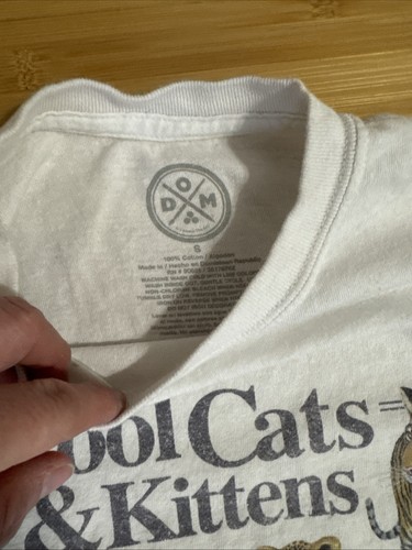 Women’s Dom Cool Cats And Kittens T-Shirt Size Smal - Imagen 2 de 2