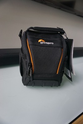 Lowepro Adventura SH 100 II Camera Bag NEW WITH TAG