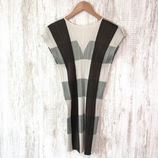 ISSEY MIYAKE Pleats Please Striped V-neck Sleeveless Dress Size 3