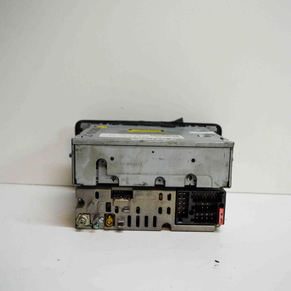 AUDI A3 Sportback 8PA Musik-Player ohne GPS 8P0035195 2.0 Benzin 147kw 13694997 - Bild 3 von 4