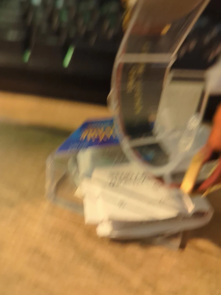 Reloj Disney Timex Vintage 26mm Blancanieves Siete Enanitos Dorado Años 90 Batería Nueva Foto 3 de 4