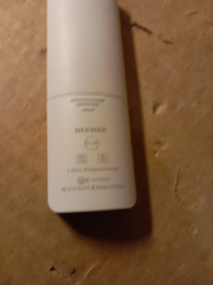 Neewer RT-100 2.4G Wireless Remote for Neewer 2.4G LED Video Light - Image 4 of 4