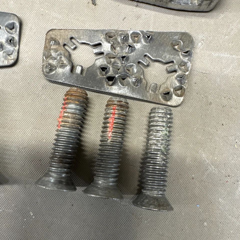 1963 1964 Chevy Impala Door Latch Striker BelAir Biscayne Starfire Bonneville OE - Image 4 of 4