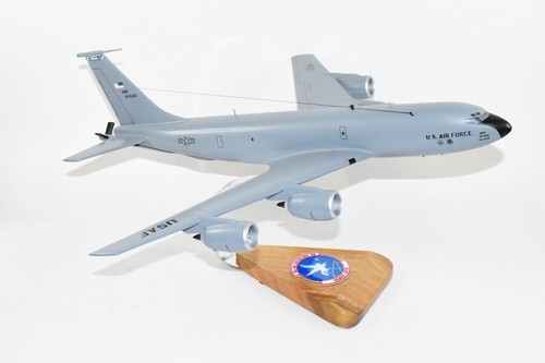 93rd Air Refueling Squadron KC-135 Model, 1/90th Scale, Mahogany, Aerial - Picture 4 of 8
